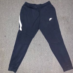 Navy Nike Tech Fleece Joggers